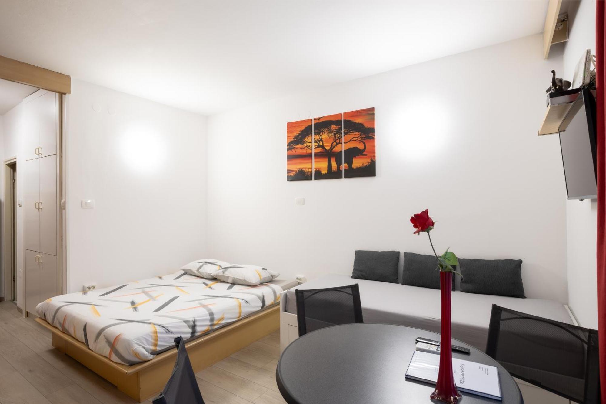 Apartma Zusterna Koper Exterior photo
